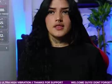 Freechat sari_belle on Chaturbate