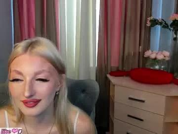sarrah_blush on Chaturbate
