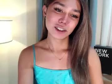 Freechat skyllerkent on Chaturbate