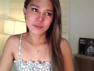 Freechat skyllerkent on Chaturbate