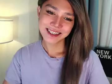 Freechat skyllerkent on Chaturbate