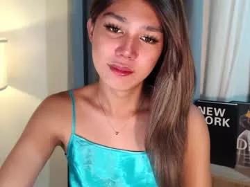 Freechat skyllerkent on Chaturbate