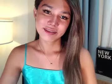 Freechat skyllerkent on Chaturbate