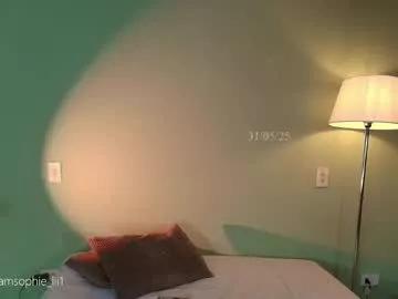 Freechat sophie_lii on Chaturbate
