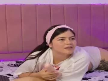 Freechat sukilove18 on Chaturbate