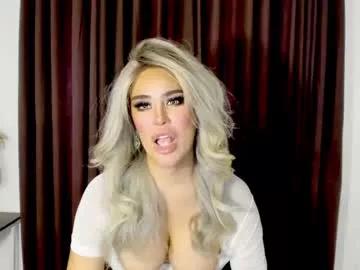 superhotbunny on Chaturbate