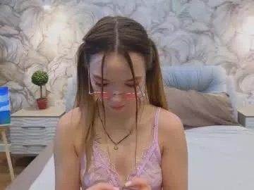 Freechat susannjohnson on Chaturbate