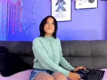 sweett_petite on Chaturbate