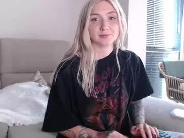 Freechat tattoobbgirl on Chaturbate
