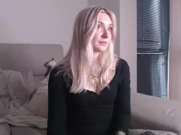 Freechat tattoobbgirl on Chaturbate