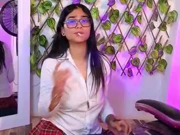 thalia_066 on Chaturbate