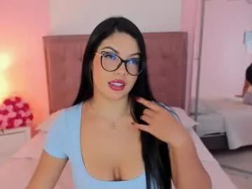 Away tharaaa_1 on Chaturbate