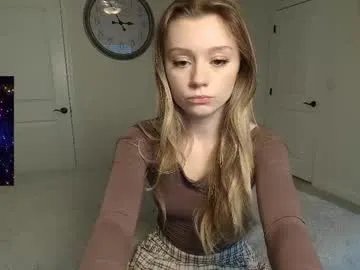 Freechat the_hotties on Chaturbate