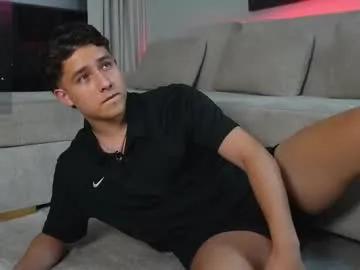 Freechat theohawke_ on Chaturbate