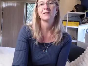 total_aussie_milfs on Chaturbate