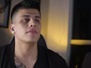 tyler_muscle on Chaturbate