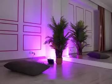 Freechat vanessasimon on Chaturbate