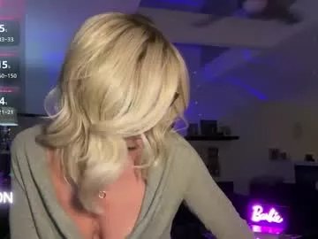 velvetbarbie on Chaturbate 
