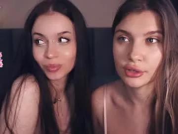 vivid_girls on Chaturbate 