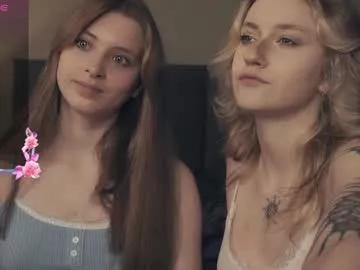 vivid_girls on Chaturbate 