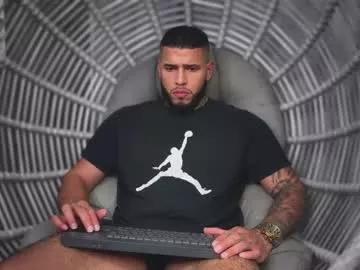 yamp_bigcock on Chaturbate