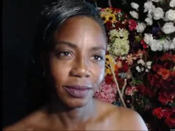 yhlemina on Chaturbate