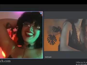 Freechat zarahlynch on Chaturbate