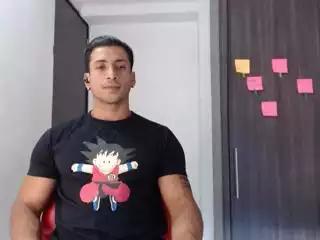 aaron_strong on Flirt4Free 