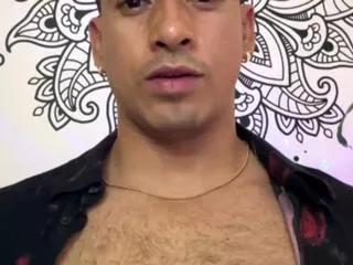 aaron_strong on Flirt4Free 