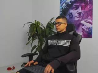 andrew_materazzi on Flirt4Free 