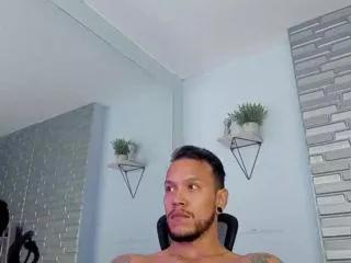 aron_tayler on Flirt4Free 