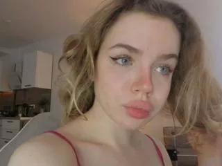 asella_starr on Flirt4Free 