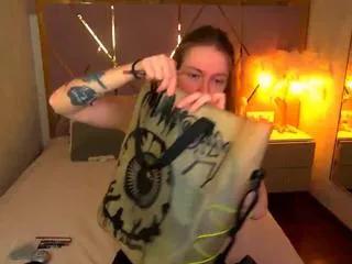 cassie_evansson on Flirt4Free 