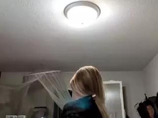 chloe_jene on Flirt4Free 