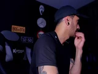 daamian_cox on Flirt4Free 