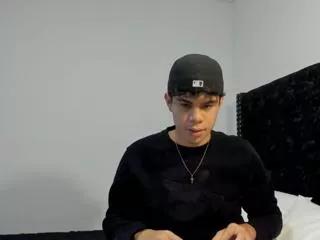 damiano_lucaferri on Flirt4Free 