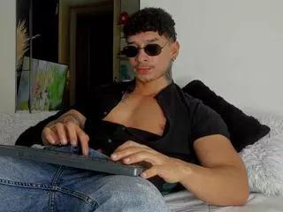 dammian_miller on Flirt4Free 