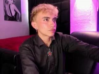 darko_davis on Flirt4Free 