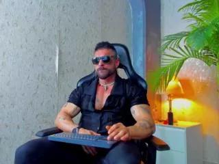 dennis_cox on Flirt4Free 