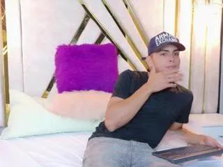 dilan_foster on Flirt4Free 