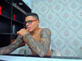 dimitri_muller on Flirt4Free 