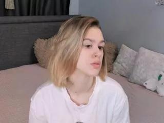 elwine_allensons on Flirt4Free 