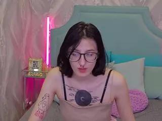 enna_mills on Flirt4Free 