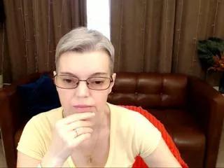 erikaa_cutie on Flirt4Free 