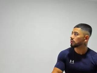 ezzio_scolaro on Flirt4Free 