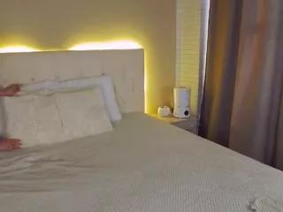 isadora_andrews on Flirt4Free 