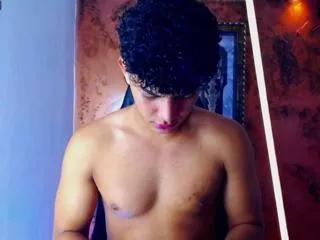 james_curly on Flirt4Free 