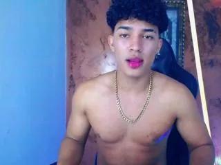 james_curly on Flirt4Free 