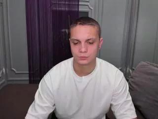 johnny_lovee on Flirt4Free 