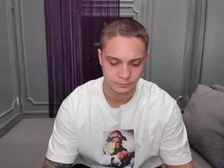 johnny_lovee on Flirt4Free 